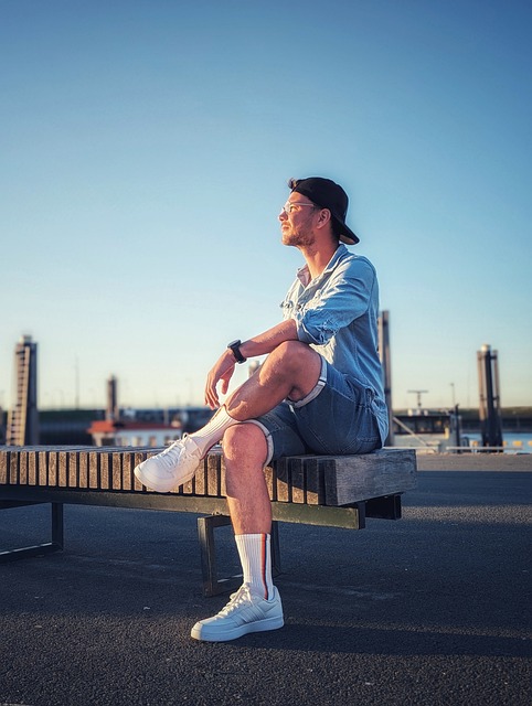 的竞争激烈 的竞争激烈